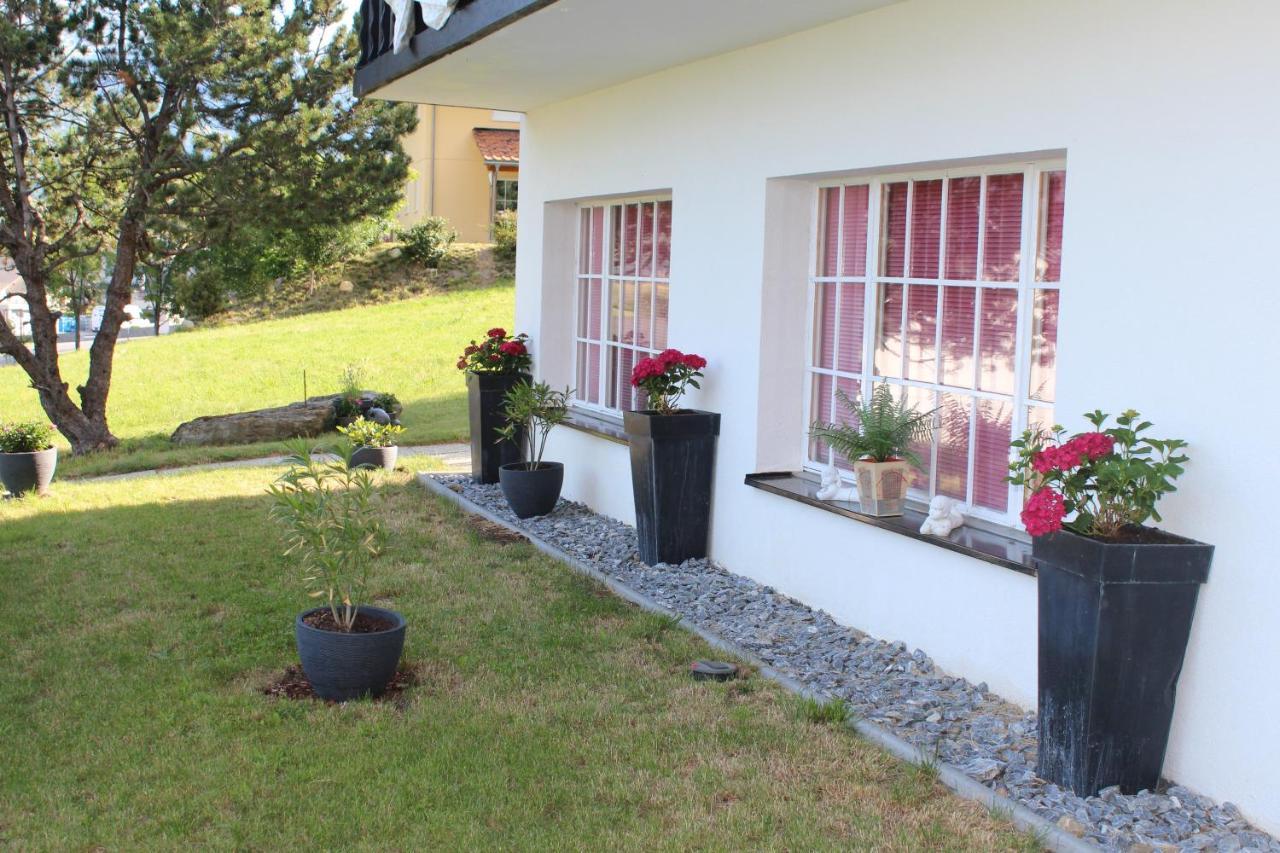 Chalet Esher Surrey Ried-Brig Exteriér fotografie